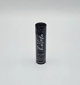 NUOVISSIMO E SIGILLATO KVOSSNYC Lip Luxe Rossetto di Lusso In Gramercy - Foto 1 di 5