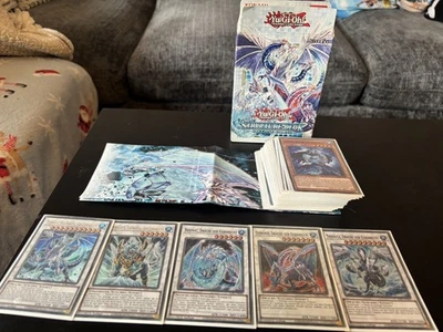 Yu-Gi-Oh! Freezing Chains Structure Deck Deutsch 1. Auflage  - Bild 1 von 4