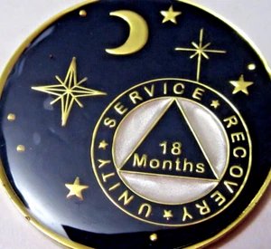 Black Gold Moon Alcoholics Anonymous AA 18 Month Medallion Token Coin Chip sober - Picture 1 of 9
