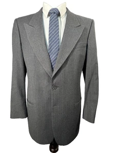 PIERRE CARDIN Mens Gray Pinstripe Wool Peak Lapel Sport Coat Blazer Jacket 38S - Picture 1 of 8
