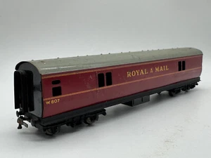 T4 Hornby Dublo Royal Mail Coach W807 Fair Used Condition - Picture 1 of 15