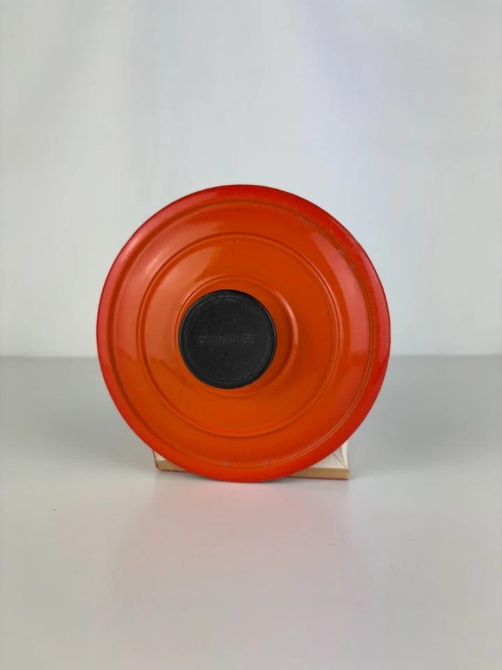 Ancien Couvercle Orange en Fonte émaillé Cousances 14 Made in France Vintage  - Photo 1/4