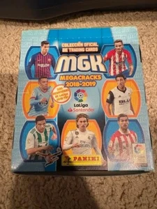 Caja Megacracks Panini 2018-19 con 24 paquetes - Vinicius Junior Rookie Year - Imagen 1 de 4