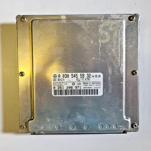 MERCEDES BENZ ECU / A0305455932 / 0261206971 / BOSCH - Picture 1 of 3