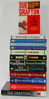 Lot Of 13 Sue Grafton Kinsey Millhone Alphabet  Mysteries ABCDEFGNPRSVX  ~ GOOD Foto 1 de 3