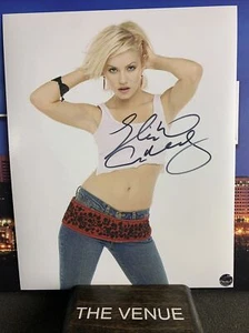 Elisha Cuthbert (The Ranch Actress) Signed Autographed 8x10 photo - AUTO w/COA - Picture 1 of 2
