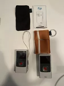 2 Cisco HDMI Flip Video Camera Ultra HD FOR REPAIR OR PARTS ONLY - Picture 1 of 4