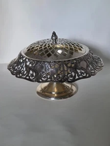 Forbes Silver Co. Silverplate Pedestal Dish with Reticulated Lid #2971 - Picture 1 of 7