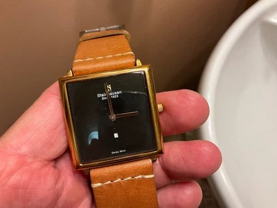 RELOJ TANQUE CUADRADO GRANDE HECHO EN SUIZA STEINHAUSEN CON CORREA DE CUERO NUEVA DE 26 MM ¡BONITO! Foto 1 de 4