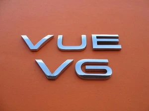 02 03 04 05 06 07 08 09 10 SATURN VUE V6 REAR TRUNK LID EMBLEM LOGO BADGE SIGN 2 - Bild 1 von 2