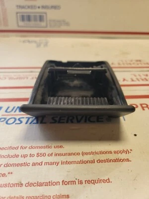 1989-1995 MAZDA MPV ASH TRAY INSERT OEM 89 90 91 92 93 94 95 CH38 - Image 1 of 4