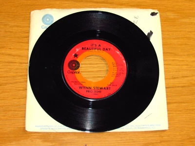 PROMO COUNTRY 45 RPM - WYNN STEWART - CAPITOL 5091 - "IT'S A BEAUTIFUL DAY" - Image 1 of 2
