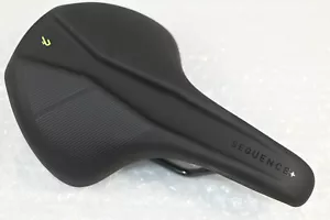 Cube Natural Fit Sattel Sequence+ schwarz / olivgrün Comfort Flex Foam Logo gelb - Bild 1 von 3