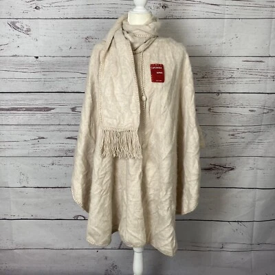 Poncho de alpaca Capchatex para mujer talla única envolvente crema botón bufanda frontal Foto 1 de 4
