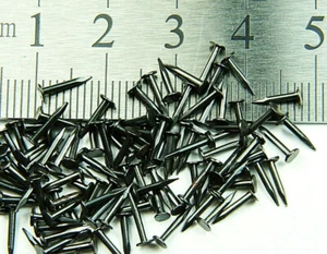 7 mm Stahlnägel kleine Miniatur Mini Hobby Reparatur Schuhe Möbel Serie A - Bild 1 von 5