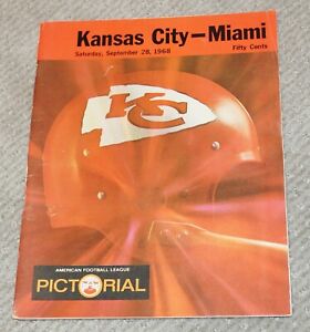 Kansas City CHIEFS vs Miami Dolphins 1968 Game Program 9/28/68