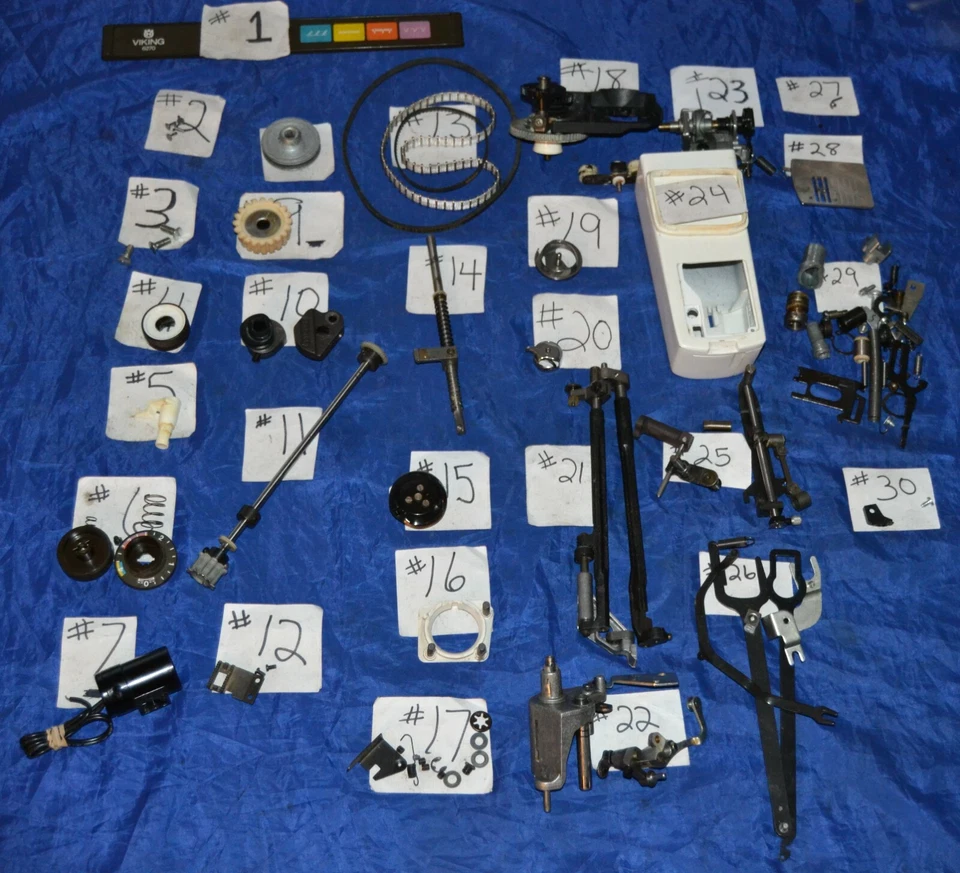 MÁQUINA DE COSER VIKING 6270 PIEZAS ORIGINALES EN BUEN ESTADO ELIGE TU PIEZA Foto 1 de 1