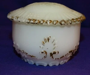 EAPG VINTAGE WHITE MILK GLASS VICTORIAN RIB EDGED ROUND COVERED DRESSER BOX - Picture 1 of 9