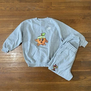 Nike Kids Graphic Print Tracksuit Size Small Grey Embroidered Logo - Picture 1 of 6