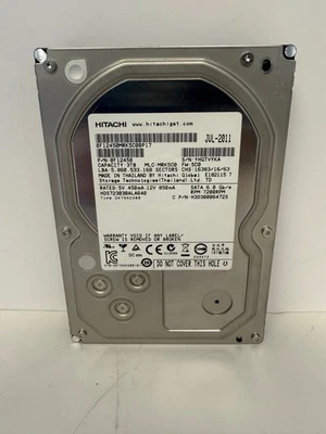DISCO DURO SATA HITACHI HDS723030ALA640 3,5" 3 TB 0F12450 Foto 1 de 4
