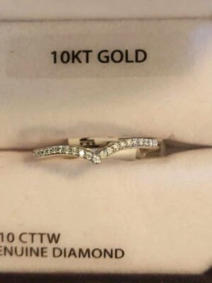 NWT 10K Solid White Gold Natural Diamond Fitted Contour Wedding Band Ring Sz 7 - Image 1 of 4