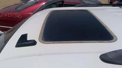 Chevy Trail Blazer 2002-2009 techo corredizo vidrio OEM ventana superior Foto 1 de 4