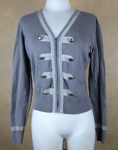 Cabi bräunliche Strickjacke Pullover grau taupe Band Style Messingknöpfe Haken & Ösen S - Bild 1 von 10