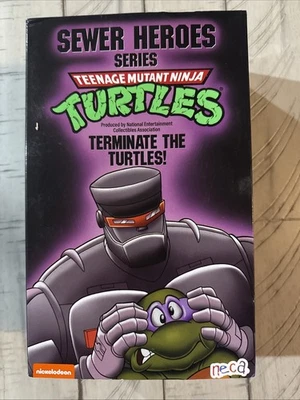 NECA: Teenage Mutant Ninja Turtles Sewer Heroes Terminate The Turtles CAJA DAÑADA Foto 1 de 4
