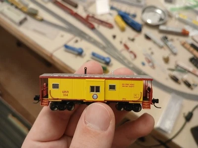 N Scale Bluford Shops Union Railroad Caboose URR#104 No One Hurt On My Shift - Image 1 of 4