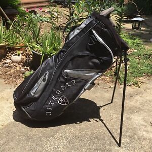 Nike ￼stand And Carry Golf Bag With 7 Way Divider With Cover Nice