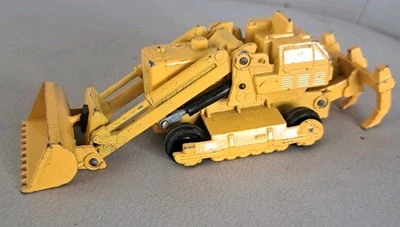 Matchbox Diecast Caterpillar Traxcavator  1979. For spares or repair.  - Image 1 of 4