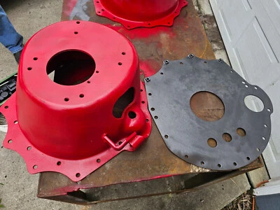 Carcasa de campana a prueba de soplado de bloque pequeño Mopar Foto 1 de 4