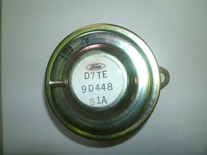 NOS 1977 FORD F100 300 CID 6 CYL EGR VALVE AUTO TRANS D7TZ-9D448-S - Picture 1 of 3