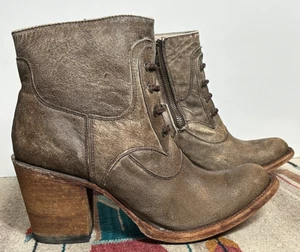 Women's Circle G Distressed Leather Side Zip Heeled Anle Boot Sz. 7.5M WORN ONCE - Picture 1 of 11