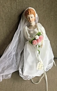 Schmitt Casa delle Bambole Bambola Sposa Porcellanata Alta 8" con Supporto per Bambole - Foto 1 di 3