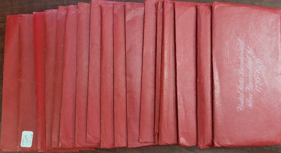 1976-S 40% Silver 3pc Mint Set Envelope Only NO COINS/COA stock photo - Image 1 of 1