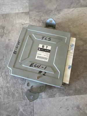 Subaru Impreza WRX/Saab 9-2X Aero 2.0 MT 2005 ECU ECM 22611AJ890 Foto 1 de 2