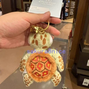 Authentic Shanghai Disney 2025 Finding Nemo Crush Plush pendant Keychains New - Imagen 1 de 1