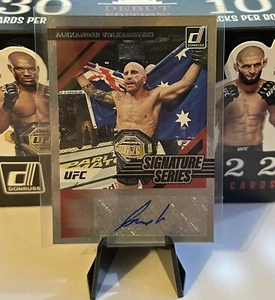22 Donruss Alexander Volkanovski Signature Series  - Picture 1 of 3