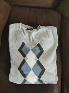 CLAIBORNE Men’s XL Gray Argyle V Neck Lightweight Cotton Sweater - Picture 1 of 5