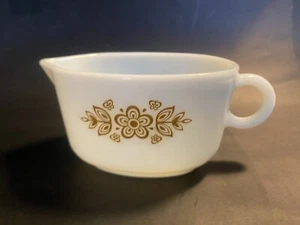 CORNING Pyrex Gold Butterfly Gravy Boat Glass EUC - Picture 1 of 4