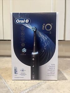 Oral B iO5 Electric Toothbrush Black With Case - Brand New 
