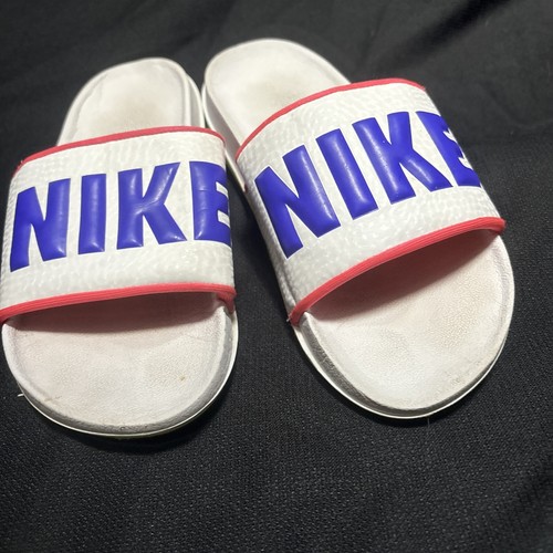 Sandali slip on Nike donna taglia 7 revive schiuma gomma bianca slide morbidi