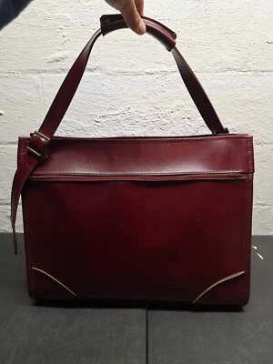Bolso de Viaje Hartmann Equipaje De Colección Raro Cuero Rojo Forrado Llevar al Hombro Foto 1 de 4