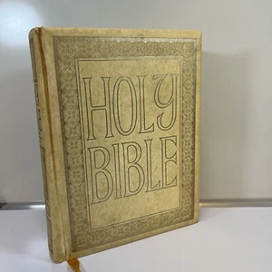 Holy Bible by Royal Publishing "Red Letter Edition" Master Reference Bible 1968 - Picture 1 of 13