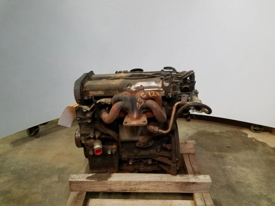 Engine 2.0L VIN 3 8th Digit DOHC Fits 00-04 Ford Focus OEM Foto 1 de 4