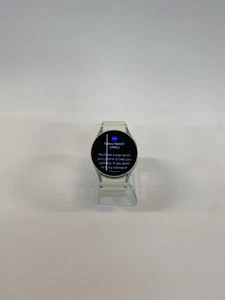 Samsung Galaxy Watch7 Cream 40mm, Bluetooth/ Wi-Fi/ GPS (LCD Flaw-Line) - Zdjęcie 1 z 6