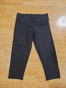 Pink Victoria’s Secret Womens Grey Size Medium Capri Leggings.             D9    - Picture 1 of 10