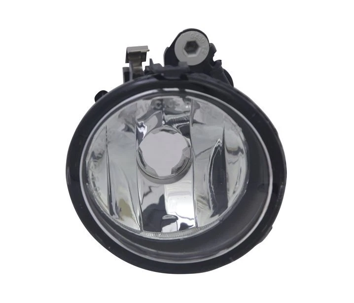 BMW X1 F48 2014- VH528P RIGHT HALOGEN FOG LIGHT  - Image 1 of 1