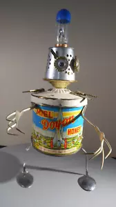 Retro-Futur Robot Sculpture Upcycled Metal Scrap Folk Art Handmade (R-1) - Foto 1 di 15